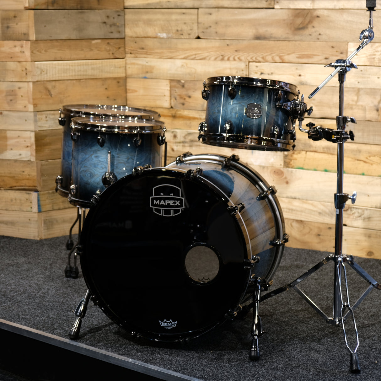 Pre-Owned Mapex Saturn V Drum Kit in Deep Water Maple Burl