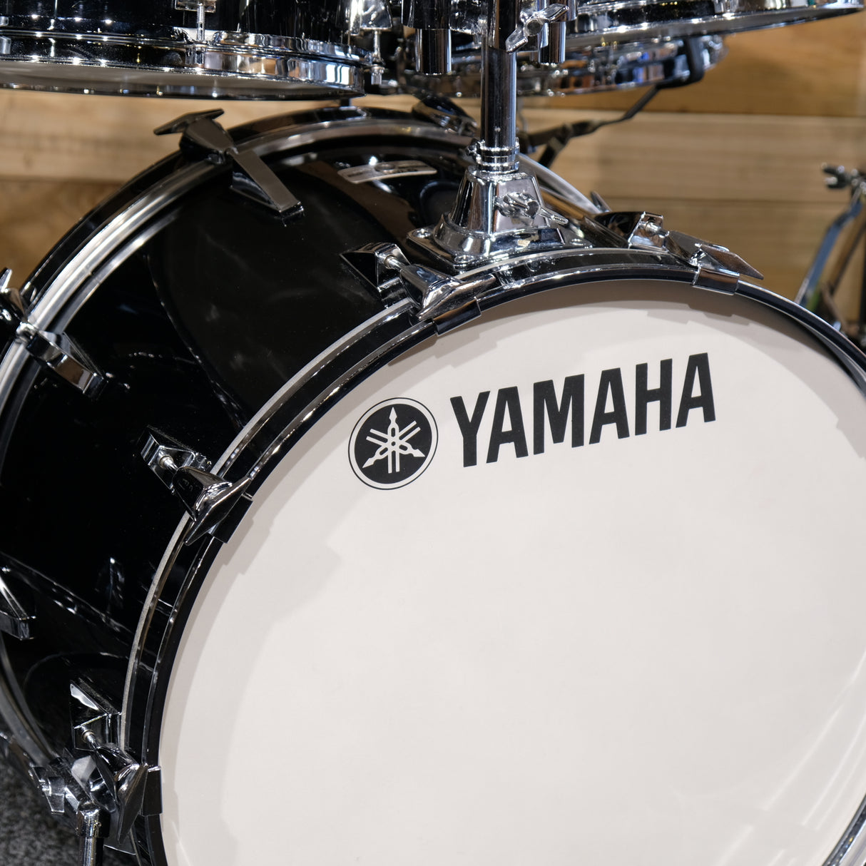 Pre-Owned Yamaha 7000 5 Piece Drum Kit in Black