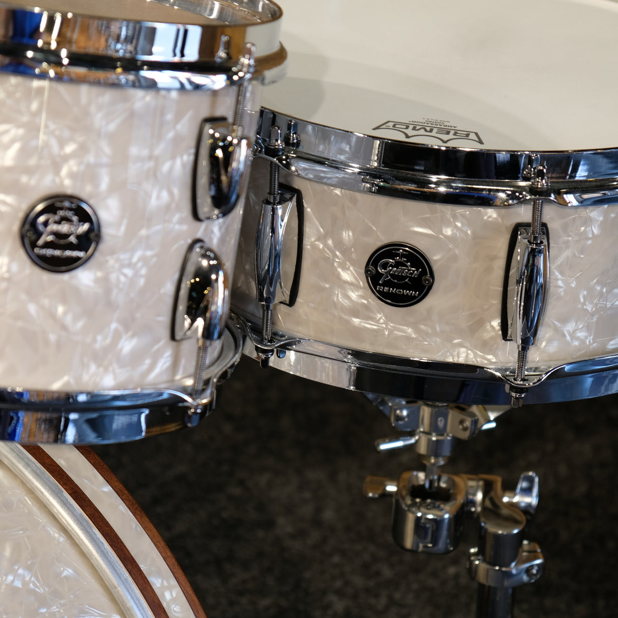 Pre-Owned Gretsch Renown 20" Fusion - White Marine