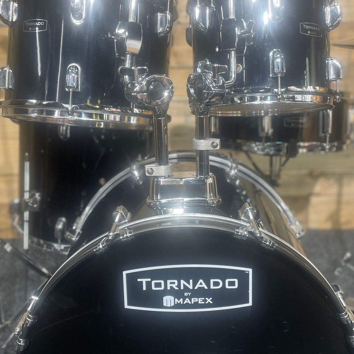 Pre-Owned Mapex Tornado 20" Fusion in Black