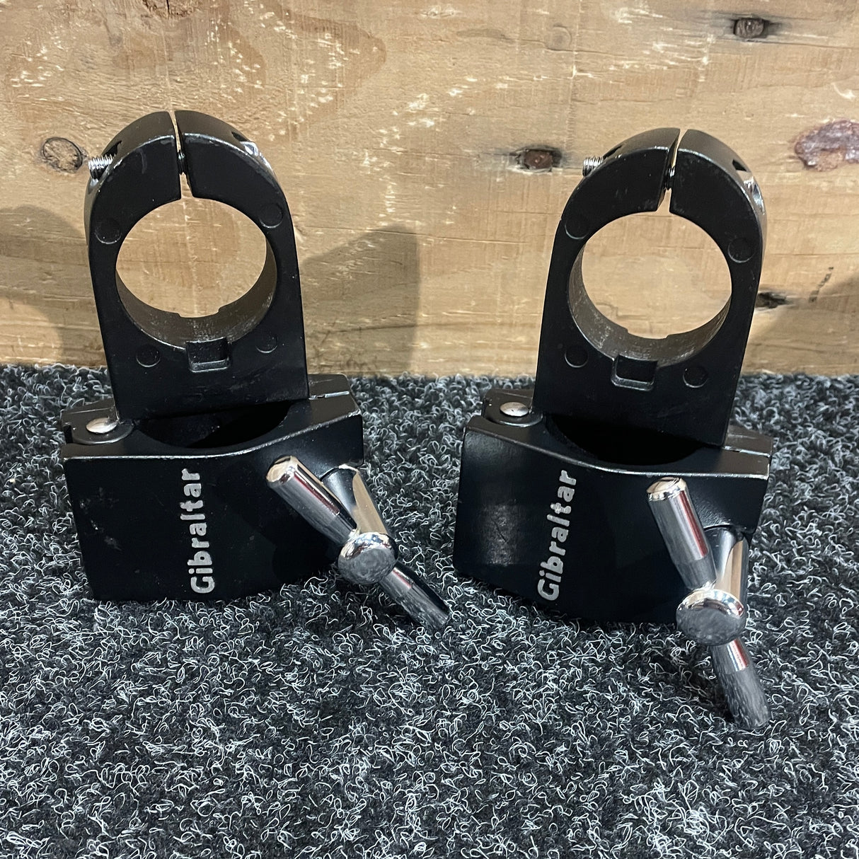 Pre-Owned Gibraltar SC-GRSSRA Stackable Right Angle Rack Clamp (Set of 2)