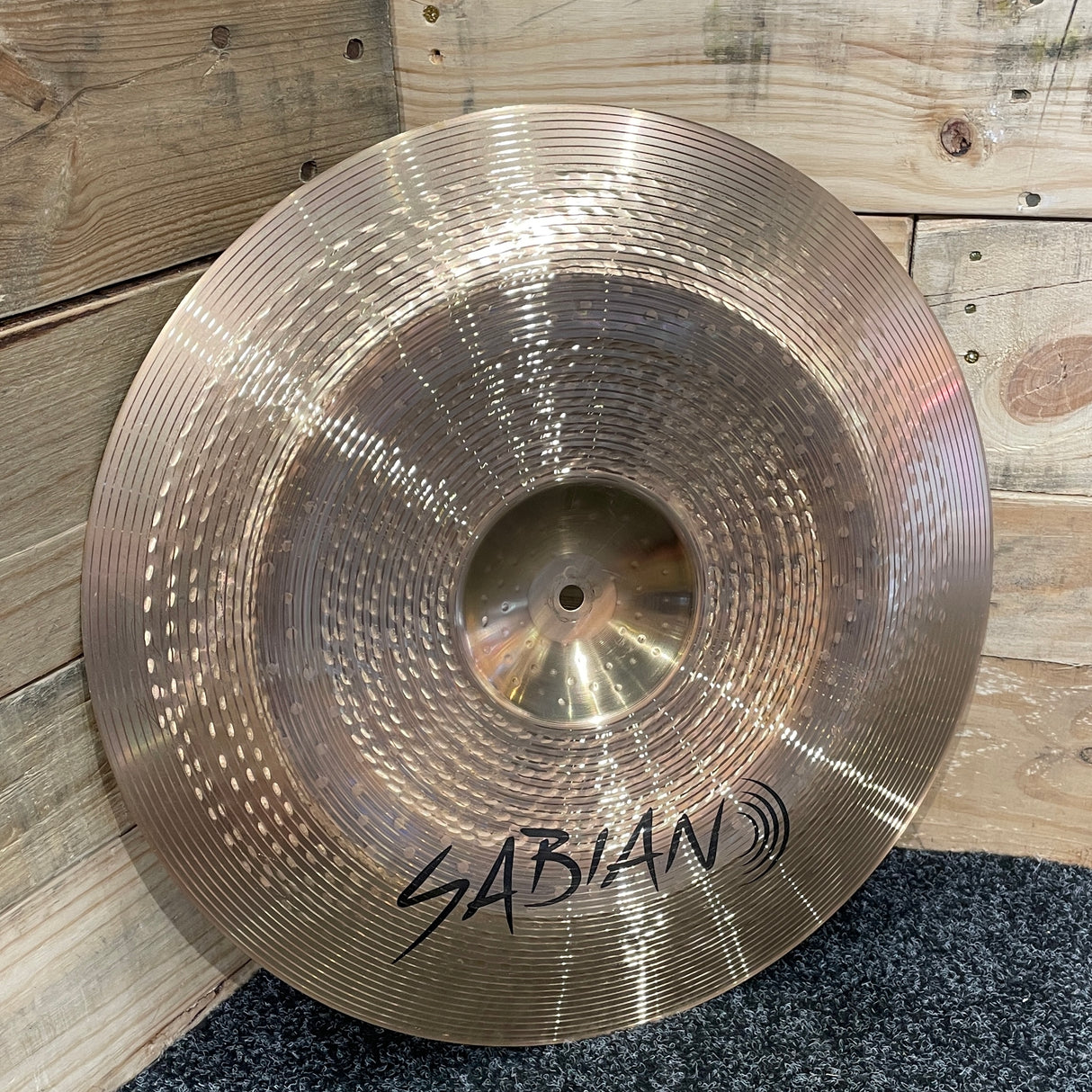 Pre-Owned Sabian B8X 18" Chinese
