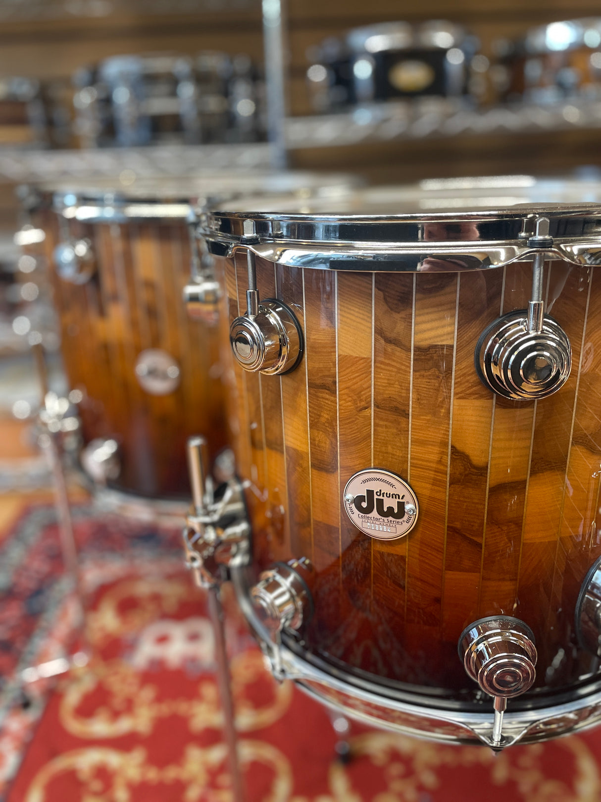 DW Collector's Series Exotic 22"/10"/12"/14"/16" Shell Pack in Natural to Tobacco Fade over Olive Ash Pinstripe