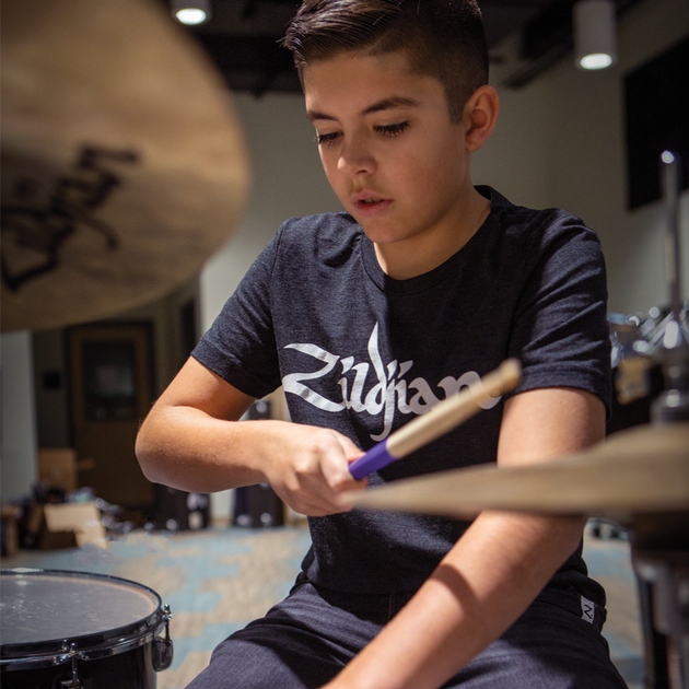 Zildjian Youth Classic Logo T-Shirt in Charcoal