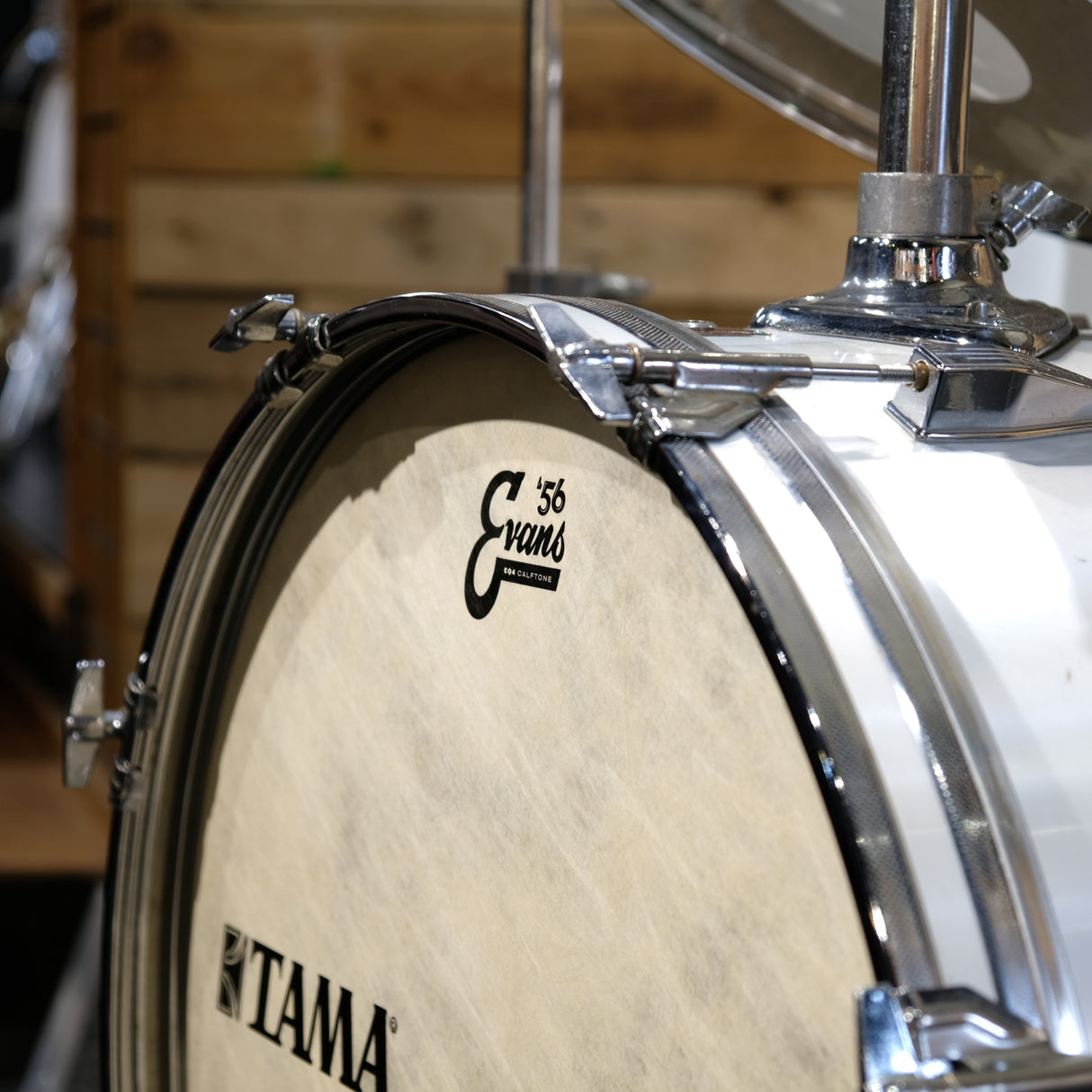 Pre-Owned Tama Swingstar Shell Pack in Metallic White ('80s)