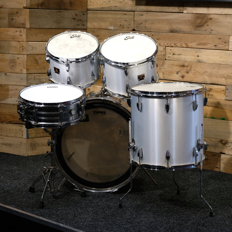 Pre-Owned Tama Swingstar Shell Pack in Metallic White ('80s)