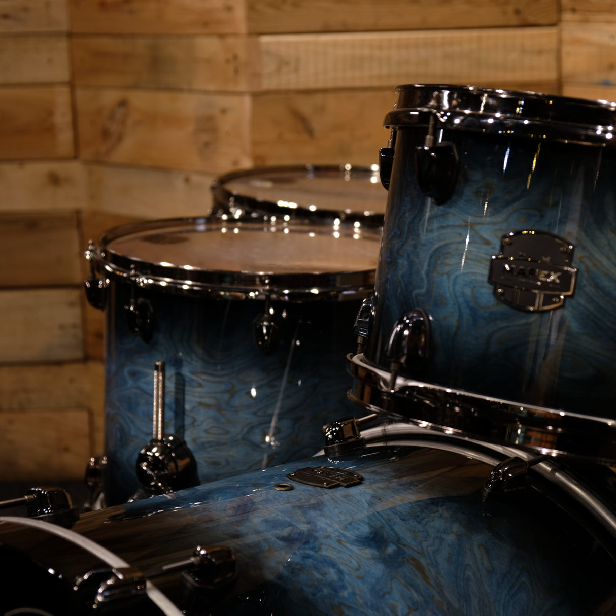 Pre-Owned Mapex Saturn V Drum Kit in Deep Water Maple Burl