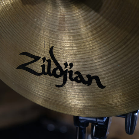 Pre-Owned Zildjian Avedis 16" Medium Thin Crash
