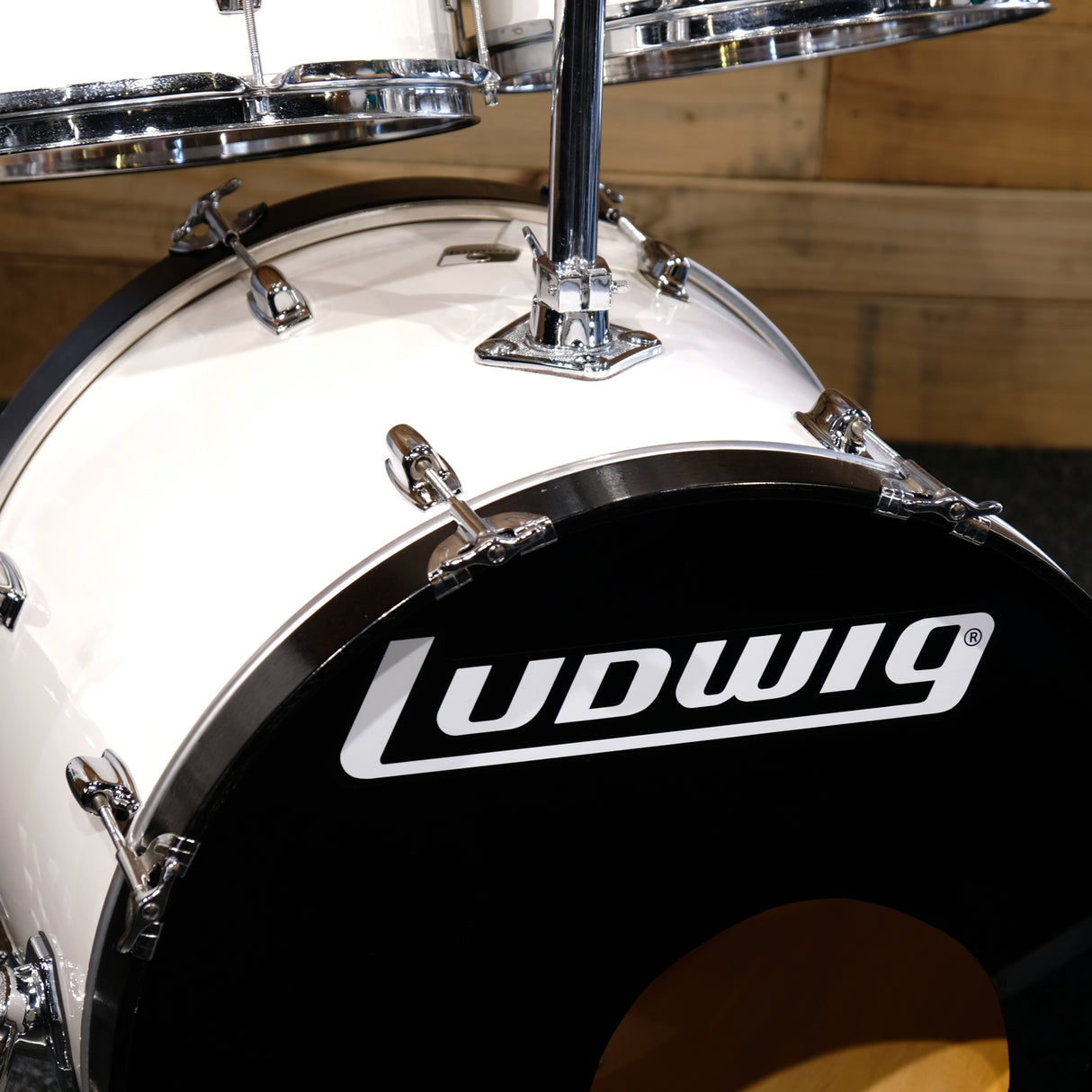 Pre-Owned Ludwig Rocker 4 Piece Shell Pack in White