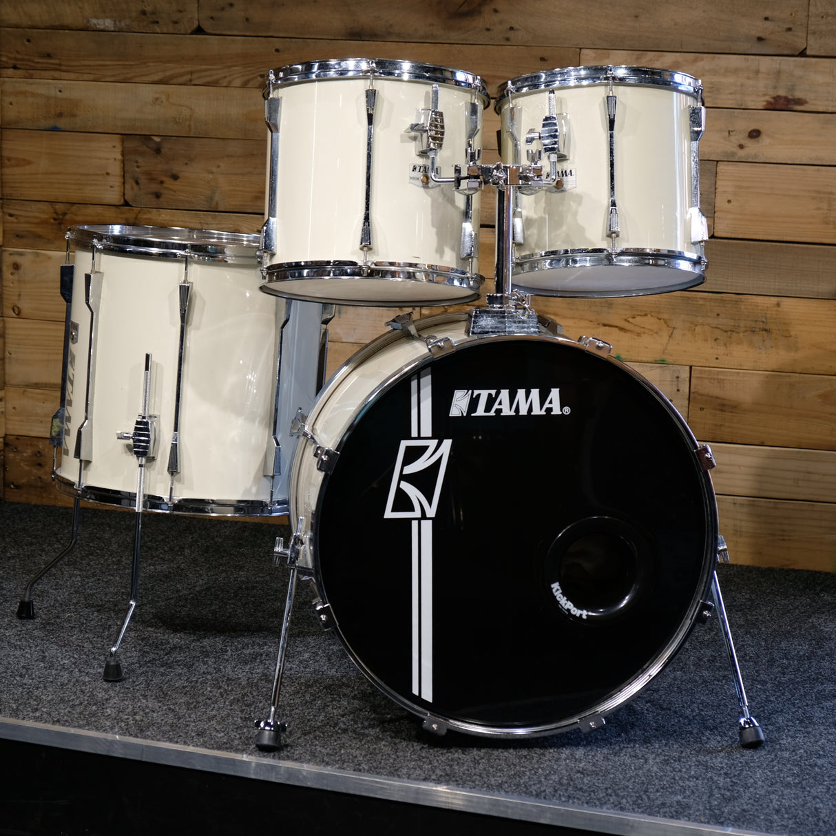 Pre-Owned Tama Rockstar Shell Pack in White (Late '80s)