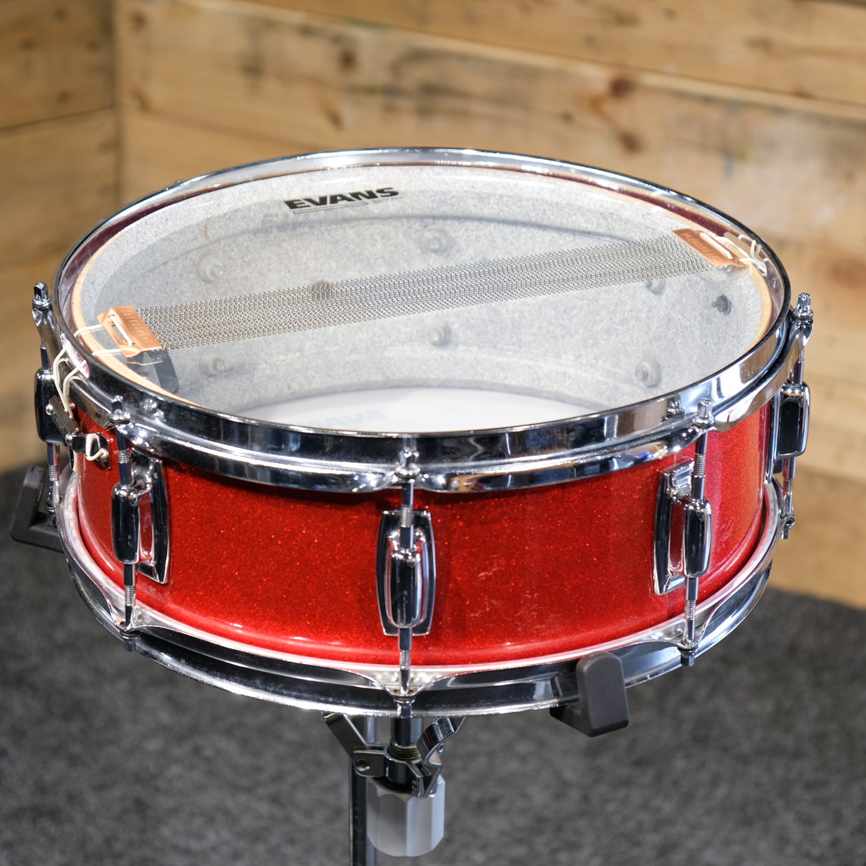 Pre-Owned Ludwig Standard 14"x5" Snare Drum in Red Sparkle