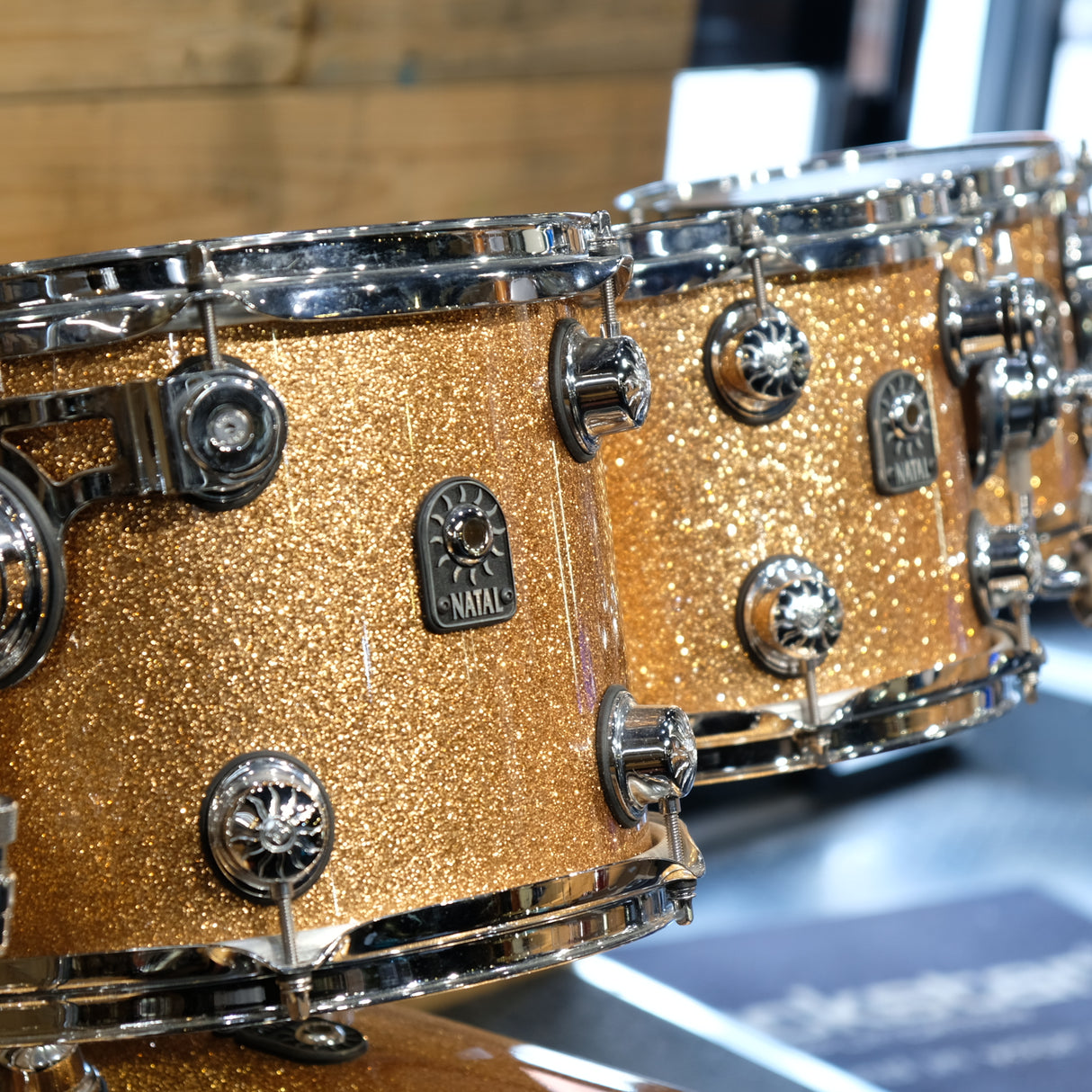 Pre-Owned Natal Café Racer 22″/18" 7-piece Shell Pack in Champagne Sparkle