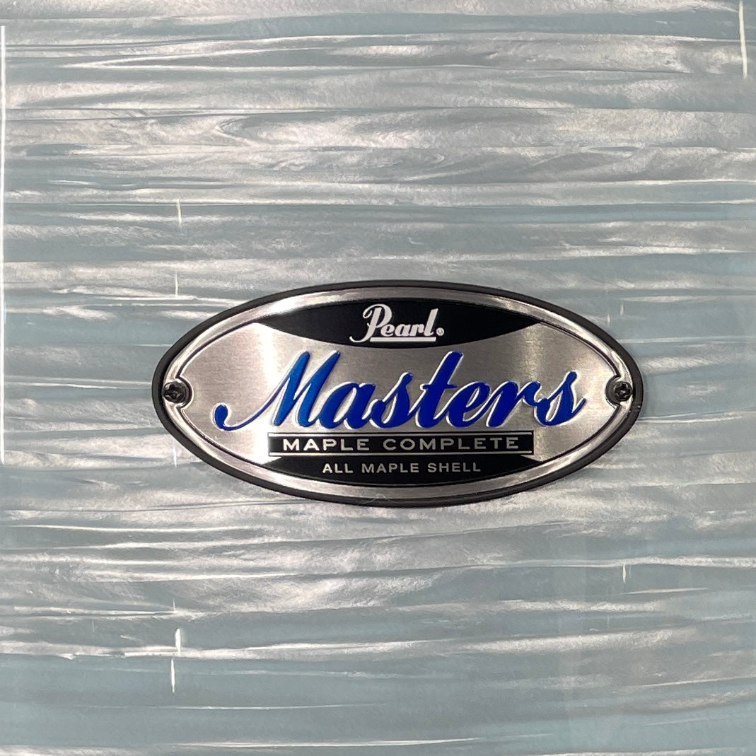 Pre-Owned Pearl Masters Maple Complete Shell Pack In Ice Blue Oyster (4 Piece)
