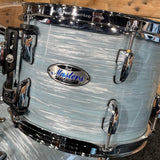 Pre-Owned Pearl Masters Maple Complete Shell Pack In Ice Blue Oyster (4 Piece)